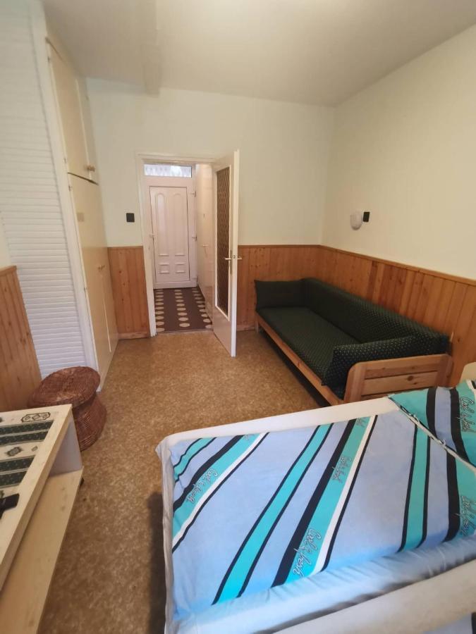 Platan Ueduelo Apartment Balatonlelle Ngoại thất bức ảnh