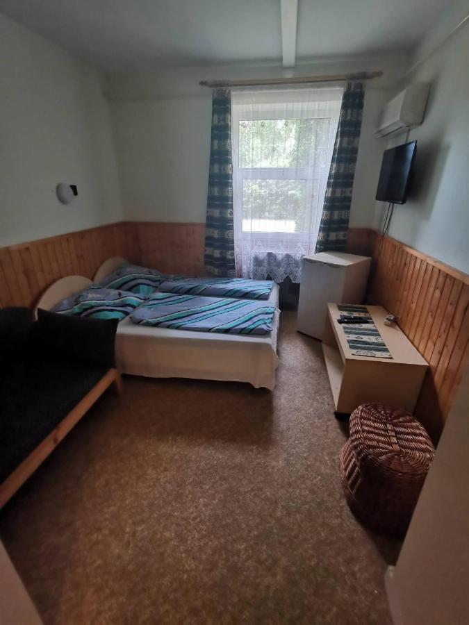 Platan Ueduelo Apartment Balatonlelle Ngoại thất bức ảnh